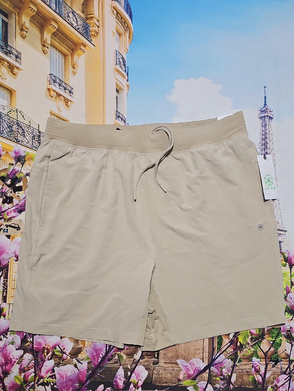 Gaiam Tan Shorts Size XL New
